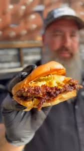 Pro tip! a BLT with added hash brown is delicious and if you get a coffee  it's heavenly 🤤 🔥🔥🔥🥩🥩🥩🥩🇦🇺🇦🇺🇦🇺🥘🥘🥘☕️☕️☕️ #blt #yum #food  #coffeelover #coffee #cafe #brekkie #sydney #bacon #roll