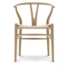 But the chair isn't limited to eating. Wishbone Chair Eiche Geseift Geflecht Natur Angebot Mobelhuset 2