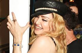 07.03.2022 · قالت وزارة الدفاع الروسية إن العملية العسكرية الخاصة أسفرت حتى الآن عن تدمير 3296 منشأة عسكرية، مشيرة إلى أن القوميين الأوكرانيين يستخدمون المدنيين كدروع Ù…Ø§Ø¯ÙˆÙ†Ø§ Gheir