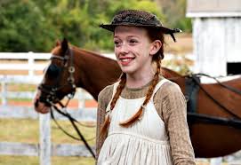 Follow anne as she learns to navigate her new life on prince edward island, in this new take on l.m. Anne With An E Actress Amybeth Mcnulty On Not Conforming To Gender Norms Glamour