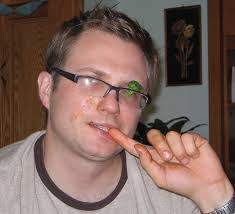 Alexander Wysocki's Instagram, Twitter & Facebook