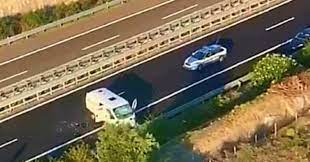 Scene da far west sull'autostrada a14, due chilometri dopo l'uscita di cerignola est, in direzione sud. Assalto A Portavalori Sull A14 Una Speciale Spuma Ha Avvolto Le Banconote Cosi I Rapinatori Hanno Rubato Solo Pochi Spiccioli Il Fatto Quotidiano