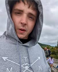 Remembering Derek Glen Carnes, Class of 2001