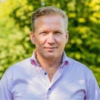 Brad Ebben's Instagram, Twitter & Facebook