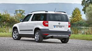 Er bekam einen neuen kühlergrill und streifte den der schwächste benziner mit 105 ps hat seine mühe mit dem yeti. Skoda Legt Im Oktober Leicht Zu Autogazette De