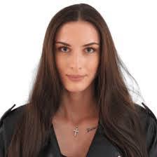 Michelle Teschner's Instagram, Twitter & Facebook