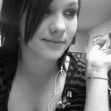 Tara Whitlock (@TaraTrainWreck)