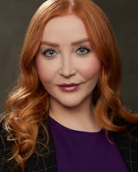 Young Agents: Kids VS Adults