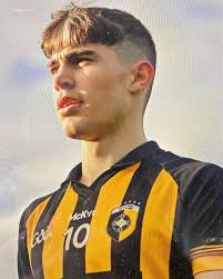 Caolan's mam and dad, Liam & Janette were delighted to meet the Mc Nally  family after the second day of their Craigavon To Croker Charity Walk in  Dundalk this evening to wish