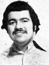 WHO IN THE WORLD Dlx-