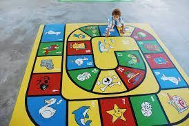 Ver más ideas sobre juegos de patio, juegos, juegos tradicionales. 40 Nuevos Y Divertidos Juegos Tradicionales Para El Patio Del Cole Pinta Tu Patio Para Jugar Con Imagenes Juegos Tradicionales Juegos Para Pintar Juegos De Recreo