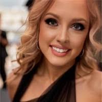 Lynn Lanning's Instagram, Twitter & Facebook