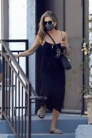 + body measurements & other facts. Jennifer Aniston Leaves A Hair Salon In Beverly Hills 05 23 2021 Celebmafia