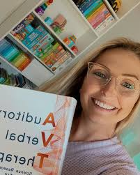 SLPs ♥️ T O Y S #amiright #speechlanguagepathologist #slplife  #preschoolactivities #preschool #teachersofinstagram #teacherlife  #speechlanguagepathology #montessori #slpeeps