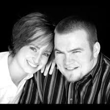 Are others experiencing display issues with tames, trees, and bushes in Ark  Survival?