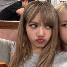 Abigail Muñoz (@abyvigevani)