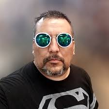 where does the younger crowd party in Puerto Penasco?