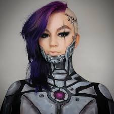 Poppy's.SFX.Place - CYBORG 🤖 Follow me @poppys.sfx.place to see more!! .  This makeup was inspired by @aaronstray and @rio.tew !! It was lots of fun  creating this makeup, using glam, bodypainting and