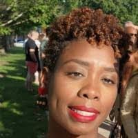 Ariel Rhea's Instagram, Twitter & Facebook