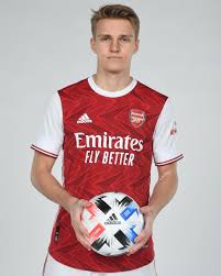 Arsenal football club is a professional football club based in islington, london, england that plays in the premier league, the top flight of english football. Lkubiwsg0pcpkm