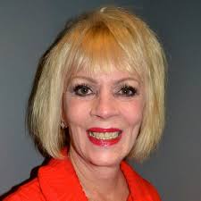 Does anybody know what the name of the grocery store was before La Chiquita?