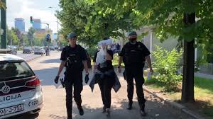 Ona je istakla da hapšenje alise mutap nije kraj te da ih još čeka duga borba. Mutap Spremna Na Saradnju Porodica Memic Zadovoljna Zbog Male Pobjede N1