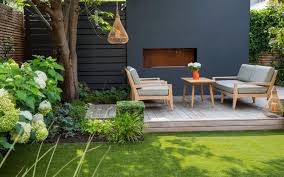Historically, artificial grass was developed for use in sports pitches as groundsmen were struggling although better quality artificial grasses are highly resistant, sharp claws can potentially slice rather than using a vacuum, we recommend using a garden blower to remove any debris, which shouldn't. Would You Have A Fake Lawn Top Gardeners On The Pros And Cons Of Artificial Grass The Telegraph