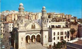 ALGERIA: Top ten sites to visit in ALGIERS - PILOT GUIDES
