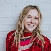 Julia Staub's Instagram, Twitter & Facebook