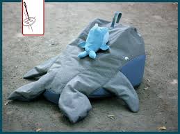 Ein perfekt passendes schnittmuster zum stoff ist wie ein gutes glas wein zum essen. Sitzsack Wal Schnittmuster Snaply Magazin Von Lange Hand Shop Von Lange Hand Shop