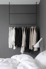Minimale Garderobe Ideen Inspiration Nach Hause Raumdekor Tumblr Instagram Asthetik Kleiderstander Schlafzimmer Minimalistisch Wohnen Und Wohn Schlafzimmer