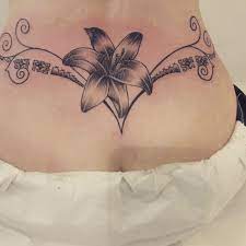 Fleur Maori Bas De Dos Tatouage Tattoo Tatouage Fleurs Piercing