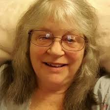 Laura Towns (luvsadawg)