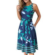 Vestito da donna corto con particolare manica ampia krizia taglie comode autunno inverno. Vestiti Taglie Comode Giovanili Grandi Sconti Abbigliamento Donna Taglie Forti