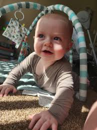 Hello everyone, how did you start your baby in solids? My baby is now 6  months old but I haven't started her