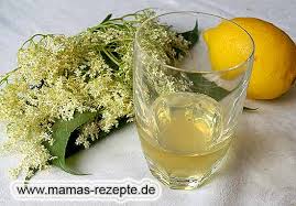 Holunderbluten Sirup Mamas Rezepte Mit Bild Und Kalorienangaben