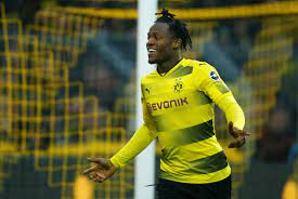 The gabonese striker completed his medical earlier today in london and with chelsea signing olivier giroud from arsenal the path was clear for dortmund to sign michy batshuayi on loan as a replacement until the end of the season. Dortmund 2 Hamburg 0 Chelsea Reject Michy Batshuayi Scores Again For Borussia Dortmund To Make It Three Goals In Two Matches