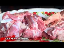 Namun di tegal, jawa tengah, daging kambing diolah menjadi masakan semur kikil. Dahsyatnya Rasa Kikil Kepala Kambing Ragam Indonesia Youtube