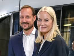 Check spelling or type a new query. Crown Princess Mette Marit Brings Her Literature Train To Germany Ufo No More