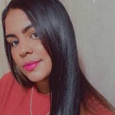 Sonia Betts's Instagram, Twitter & Facebook