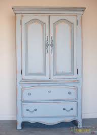 When painting over dark glossy. What Protective Topcoat Product Should You Use On Chalk Paint That Isn T Wax All Things Thrifty