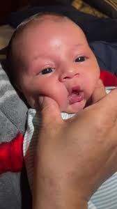 Lla nacio mi pollito Eliseo Manuel Alvarez 🥰🥰🥰🥰🥰@manuelhernandezochoa  #grama#grampa #abuelostiktokers #nieto#michoacano#🐥🐣