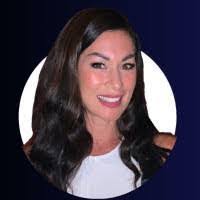 Amanda Lamarche's Instagram, Twitter & Facebook