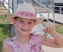 Amber Weidner's Instagram, Twitter & Facebook