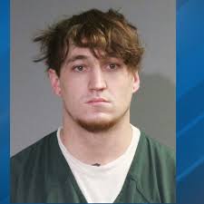 Authorities arrest southern Oregon couple for child sex crimes, searching  for other underage victims