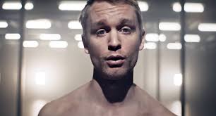 Björn gustafsson är en svensk skådespelare och komiker. Bjorn Gustafsson Genombrottet Kollapsen Och Vagen Tillbaka Kingmagazine