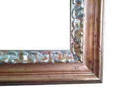 Particolare Della Cornice In Foglia Di Rame Come Far Risaltare I Particolari Di Un Oggetto Usando Lo Stesso Materiale Ma Di Colori Cornici Decorazioni Oggetti