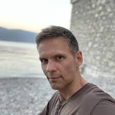 peterb: "I'm in this photo and don't li…"