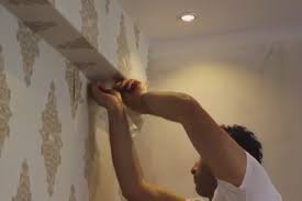 Duvar kağıdını duvara uygularken dikkat etmeniz gereken. Duvar Kagidi Yapistirma Teknikleri Duvar Kagidi Uygulamasi Puf Noktalari Daha Bilgi