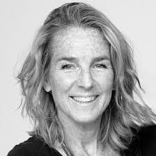 Eleanor Clemons's Instagram, Twitter & Facebook